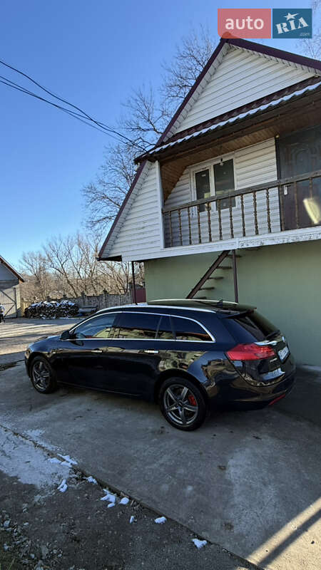 Універсал Opel Insignia 2011 в Коломиї