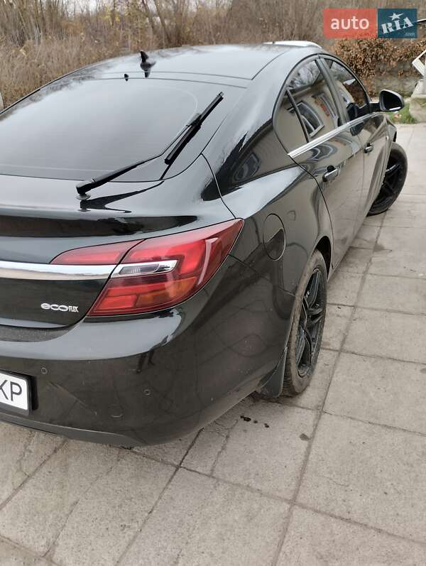 Лифтбек Opel Insignia 2014 в Бершади