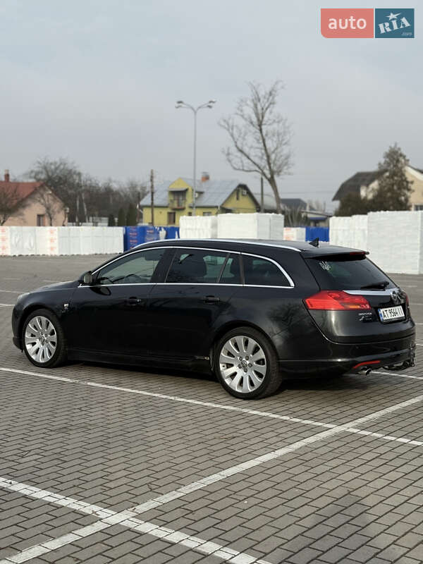 Универсал Opel Insignia 2010 в Коломые