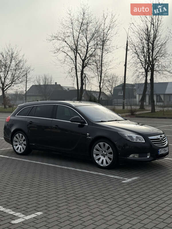 Универсал Opel Insignia 2010 в Коломые