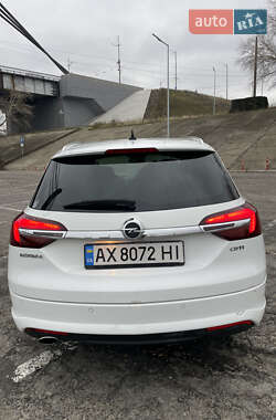 Универсал Opel Insignia 2014 в Киеве
