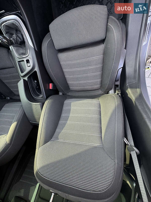 Универсал Opel Insignia 2015 в Измаиле