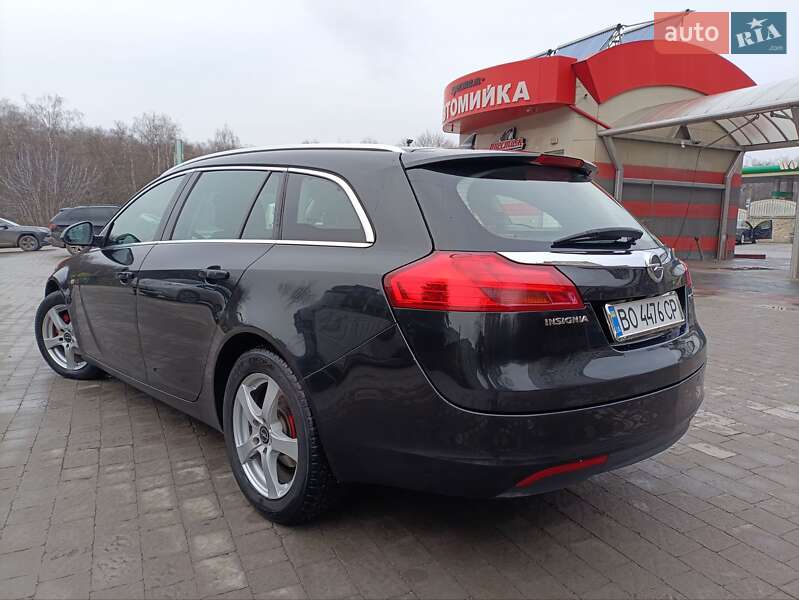 Универсал Opel Insignia 2010 в Тернополе