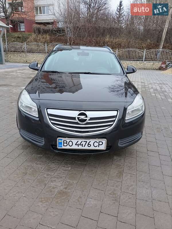 Универсал Opel Insignia 2010 в Тернополе