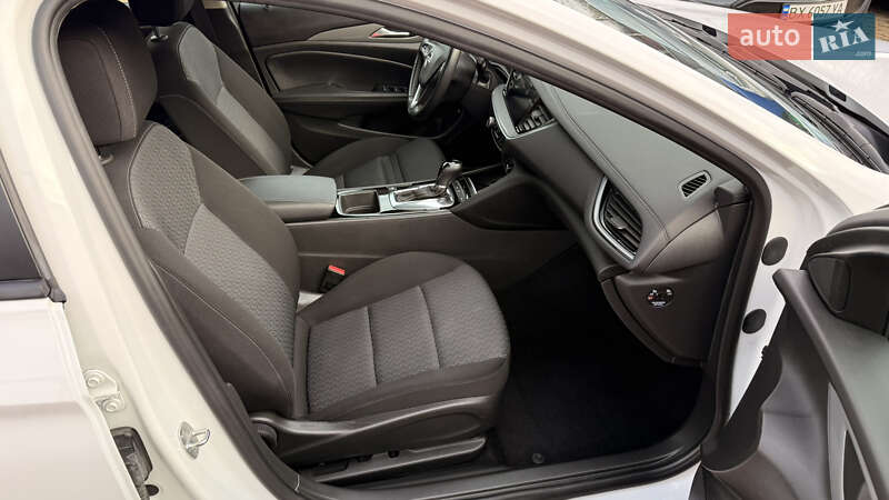 Универсал Opel Insignia 2019 в Хмельницком