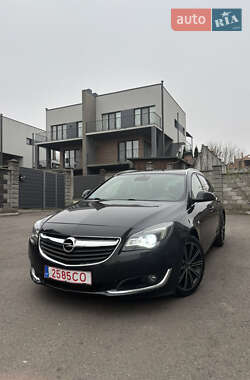 Универсал Opel Insignia 2015 в Ровно