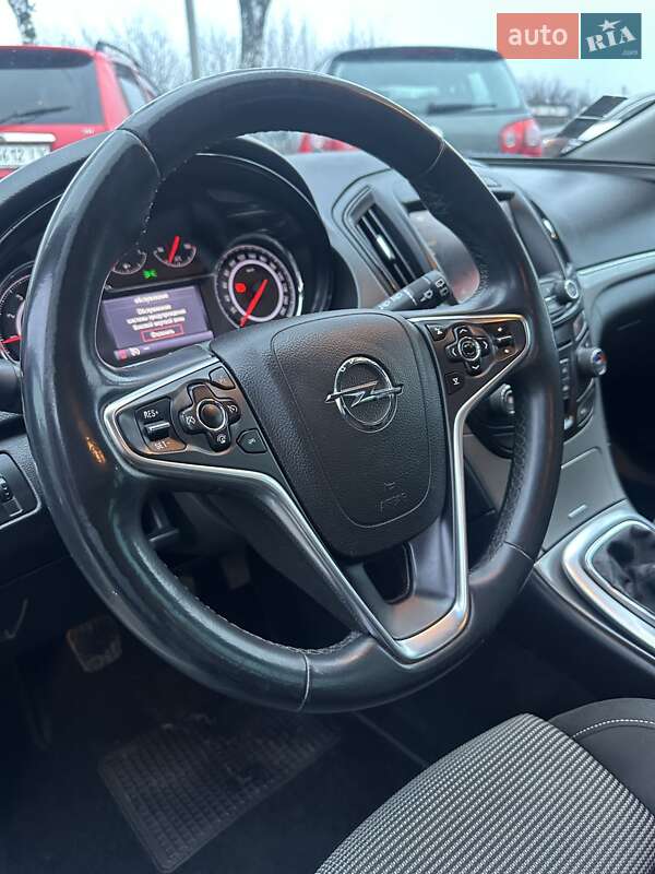 Универсал Opel Insignia 2014 в Смеле