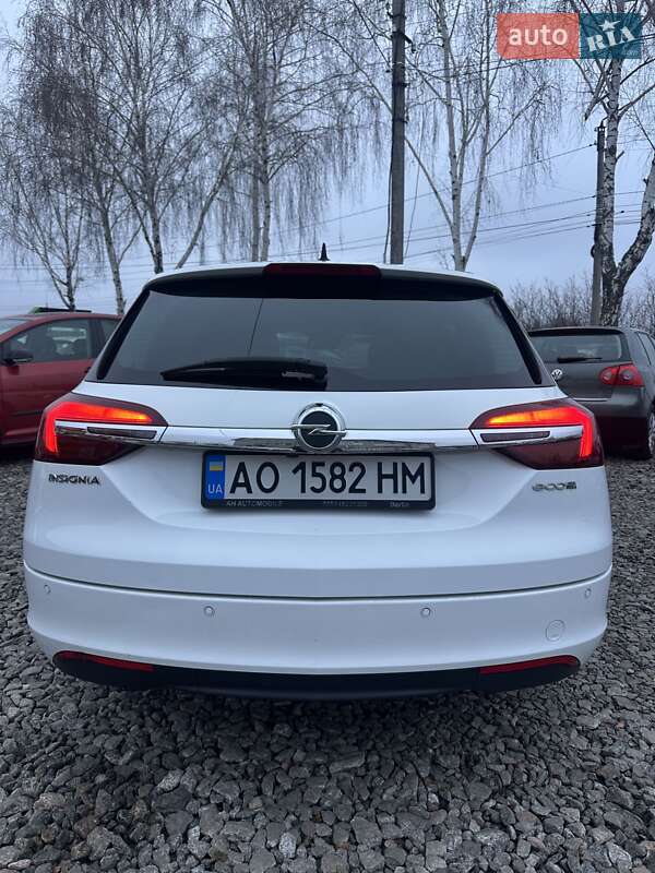 Универсал Opel Insignia 2014 в Смеле
