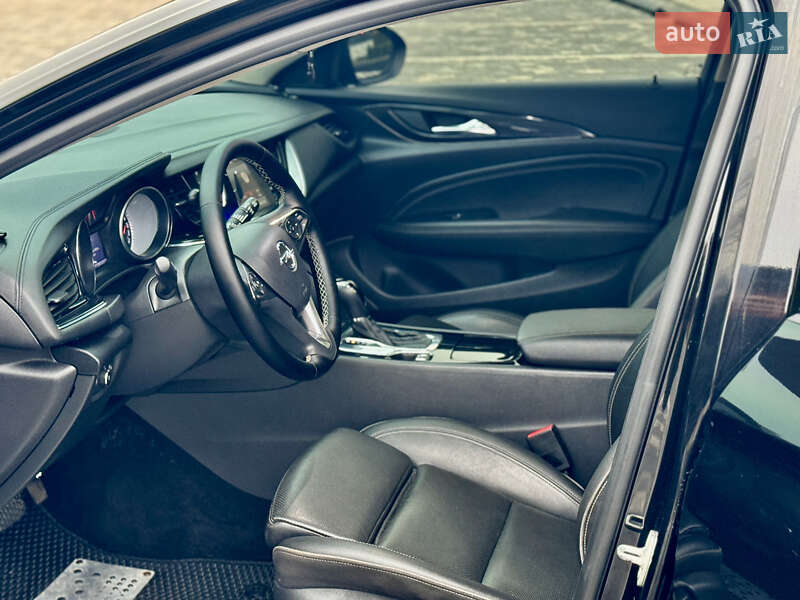 Универсал Opel Insignia 2018 в Ужгороде