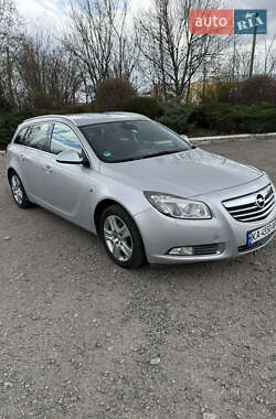 Універсал Opel Insignia 2010 в Василькові