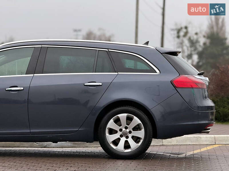 Універсал Opel Insignia 2009 в Києві