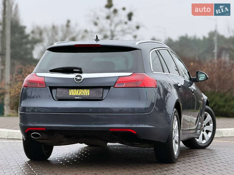 Універсал Opel Insignia 2009 в Києві
