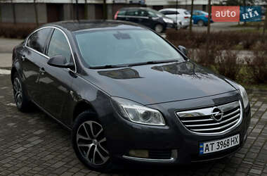 Седан Opel Insignia 2008 в Івано-Франківську