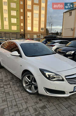Лифтбек Opel Insignia 2014 в Ивано-Франковске