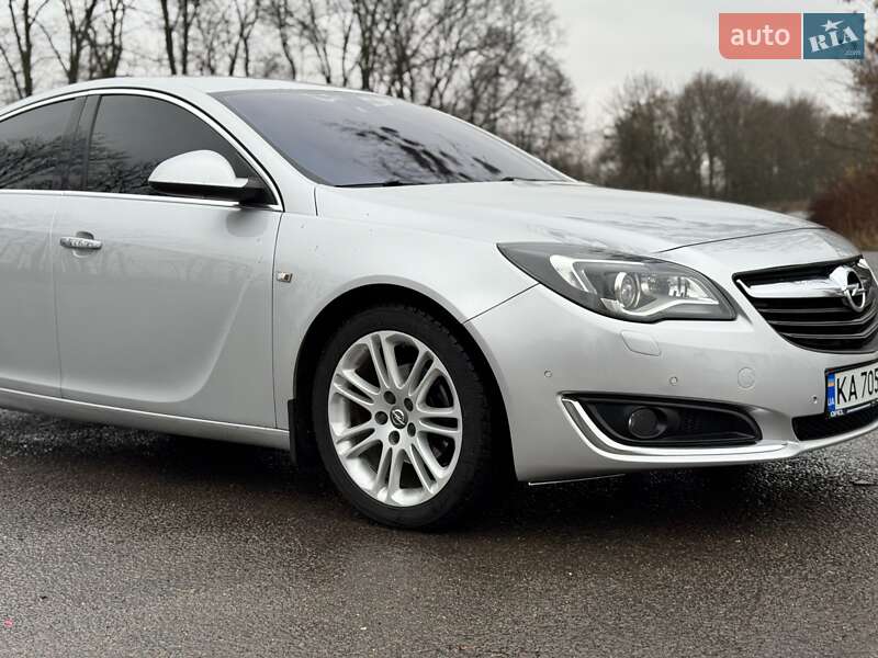 Лифтбек Opel Insignia 2014 в Львове