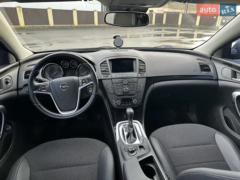Opel Insignia 2011