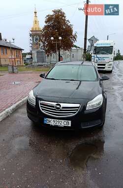 Універсал Opel Insignia 2011 в Сарнах