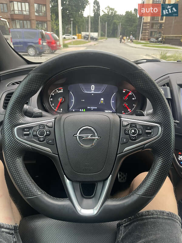 Універсал Opel Insignia 2014 в Чернігові