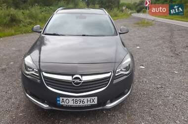 Универсал Opel Insignia 2015 в Воловце