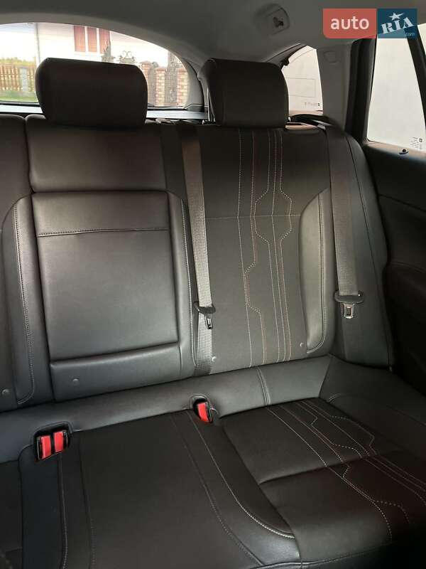 Универсал Opel Insignia 2012 в Долине фото 19 Универсал Opel Insignia 2012 в Долине