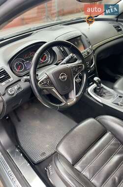 Універсал Opel Insignia 2014 в Луцьку