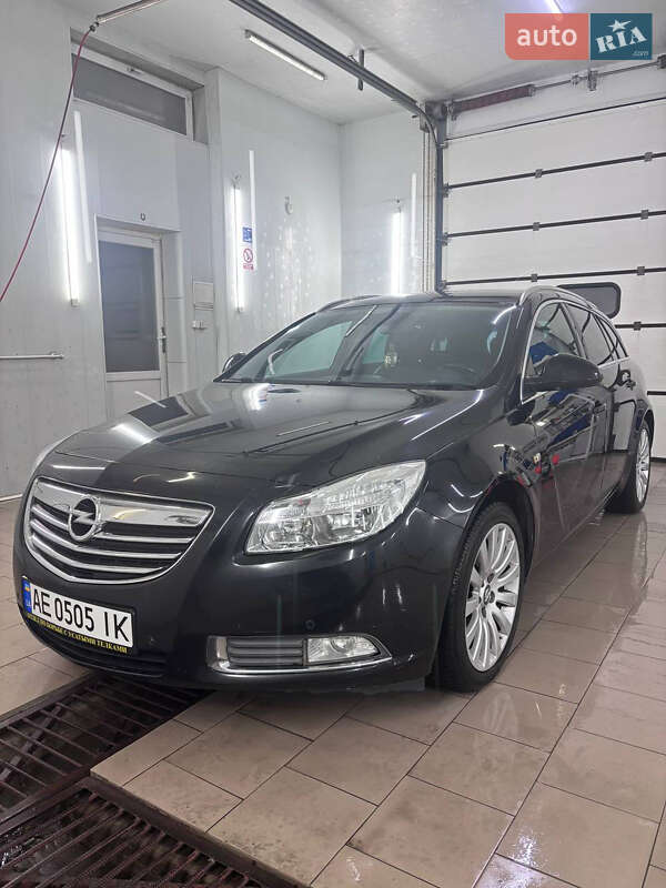 Opel Insignia 2011