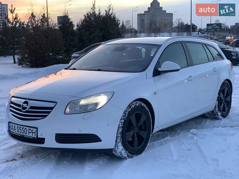 Універсал Opel Insignia 2012 в Києві