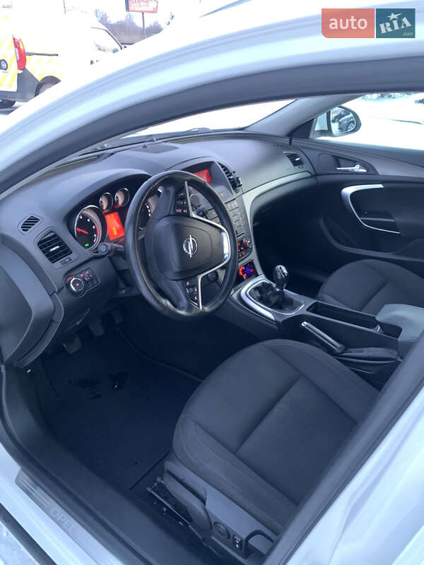 Універсал Opel Insignia 2012 в Києві