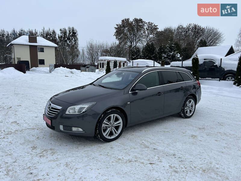 Универсал Opel Insignia 2011 в Бродах