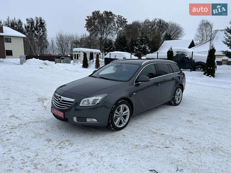 Универсал Opel Insignia 2011 в Бродах