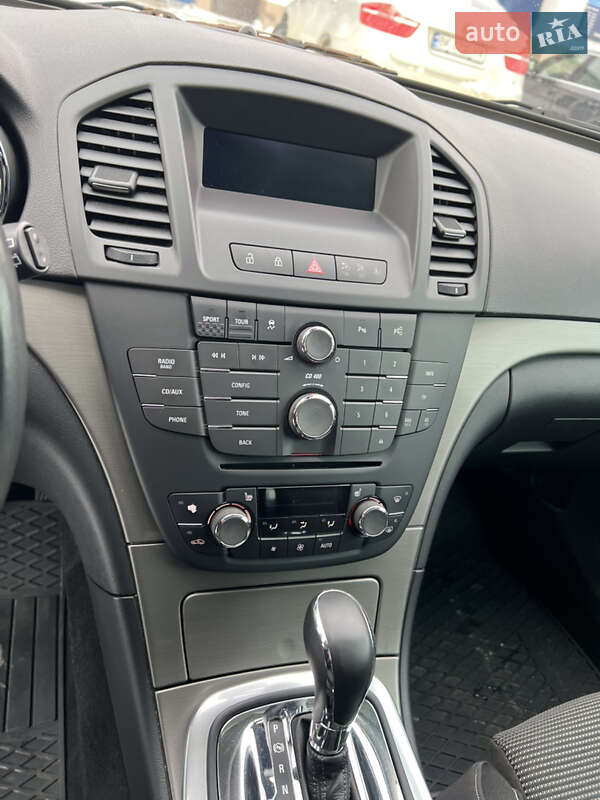 Универсал Opel Insignia 2011 в Бродах