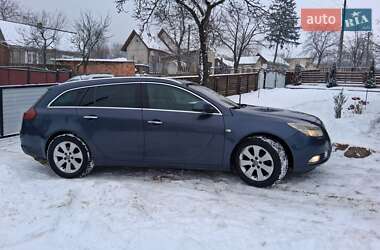 Універсал Opel Insignia 2010 в Чернівцях