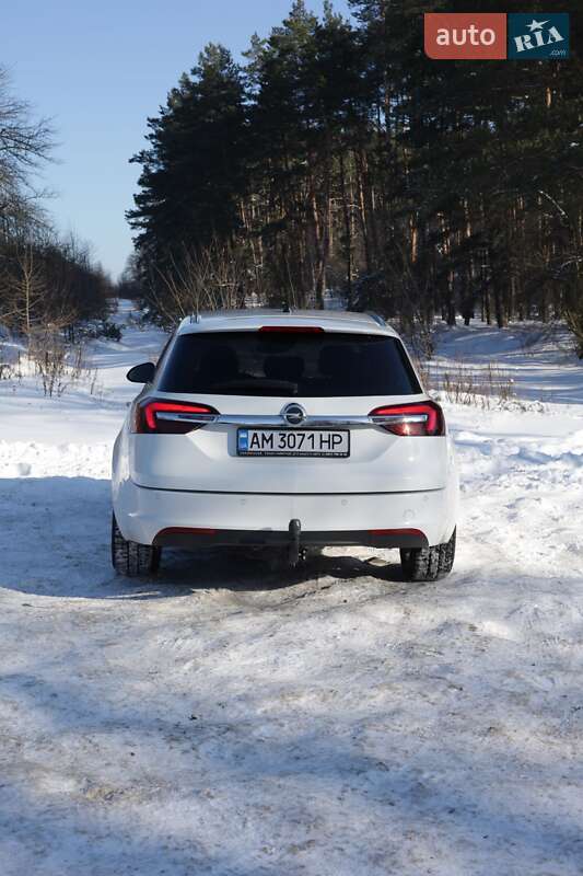 Универсал Opel Insignia 2015 в Коростышеве