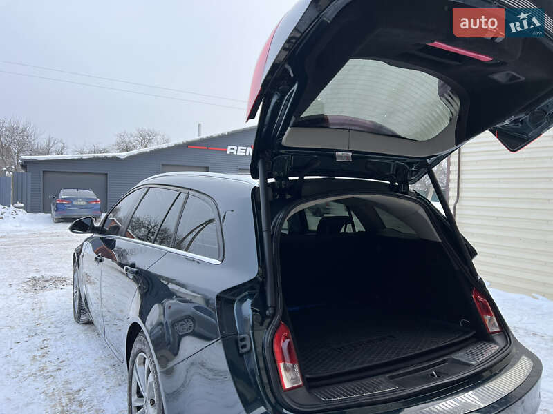 Универсал Opel Insignia 2013 в Лозовой