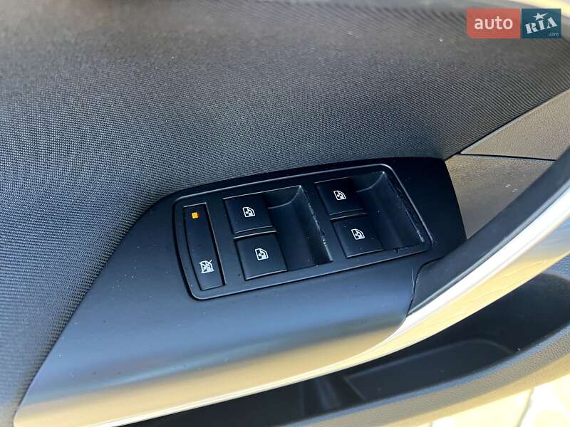 Универсал Opel Insignia 2010 в Луцке