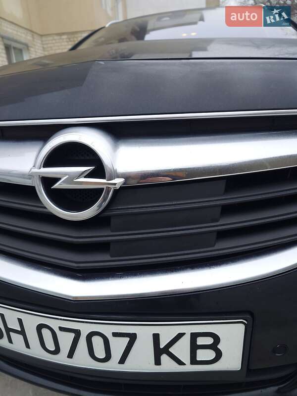 Универсал Opel Insignia 2015 в Подольске фото 27 Универсал Opel Insignia 2015 в Подольске