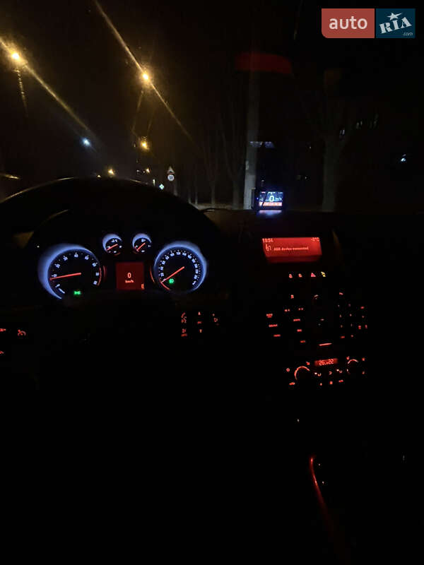 Универсал Opel Insignia 2009 в Кривом Роге