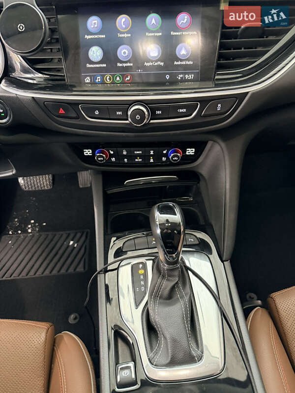 Седан Opel Insignia 2019 в Киеве