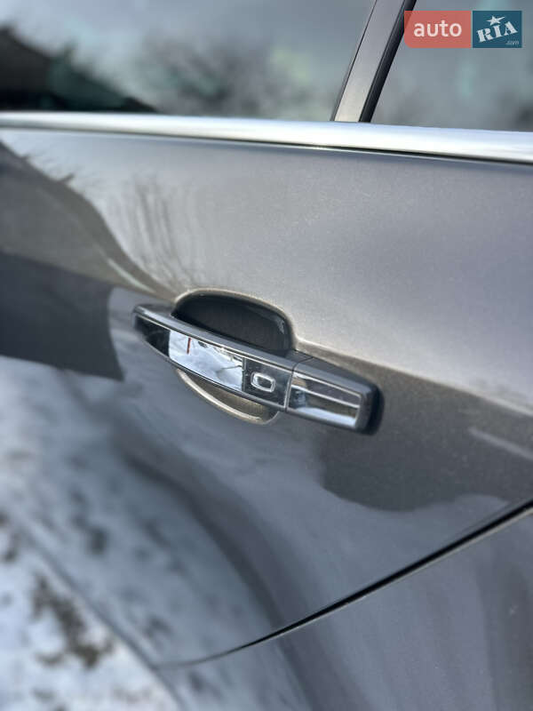 Универсал Opel Insignia 2014 в Горохове фото 35 Универсал Opel Insignia 2014 в Горохове