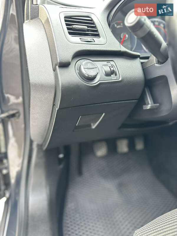 Универсал Opel Insignia 2014 в Горохове фото 59 Универсал Opel Insignia 2014 в Горохове