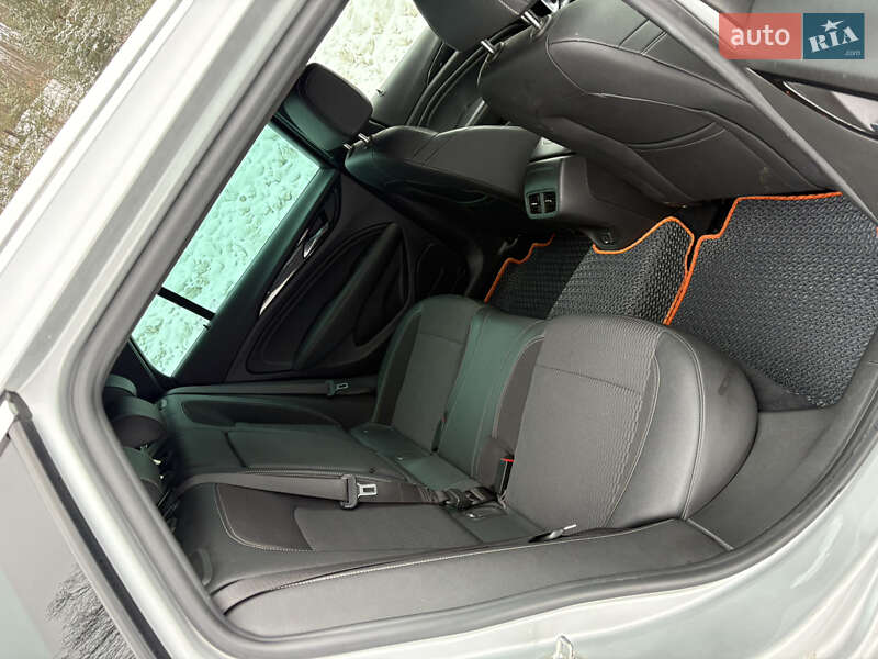 Универсал Opel Insignia 2018 в Бережанах фото 48 Универсал Opel Insignia 2018 в Бережанах