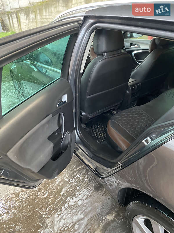 Универсал Opel Insignia 2010 в Черновцах фото 7 Универсал Opel Insignia 2010 в Черновцах