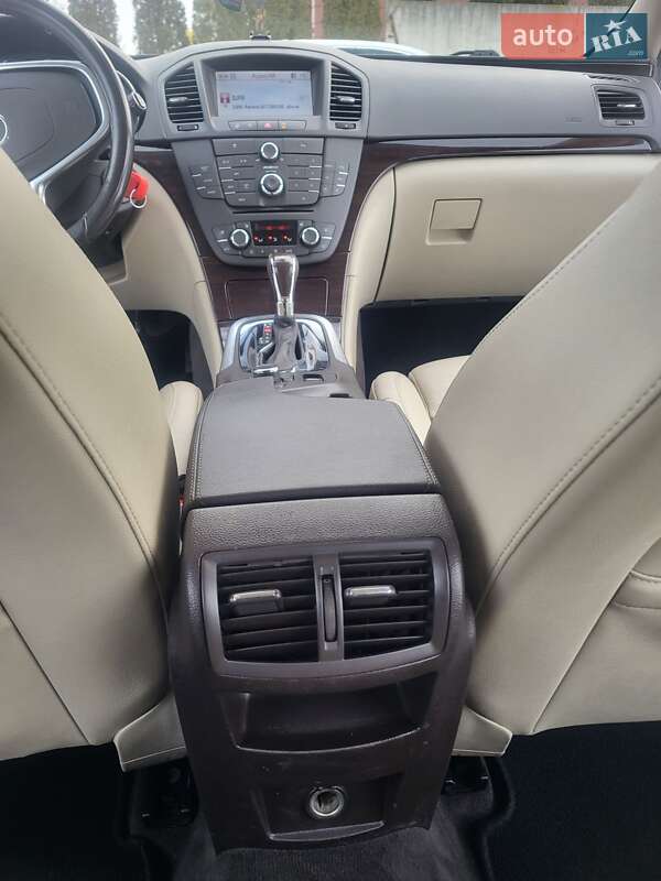 Универсал Opel Insignia 2011 в Луцке