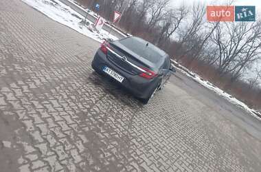 Седан Opel Insignia 2013 в Тернополі