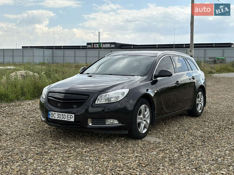 Універсал Opel Insignia 2013 в Львові