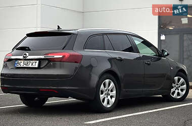 Універсал Opel Insignia 2015 в Самборі