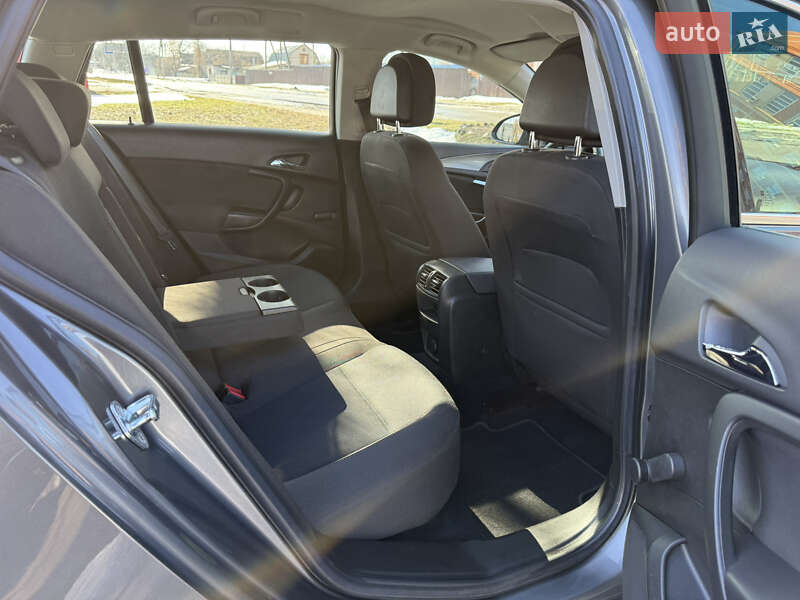 Универсал Opel Insignia 2009 в Борисполе