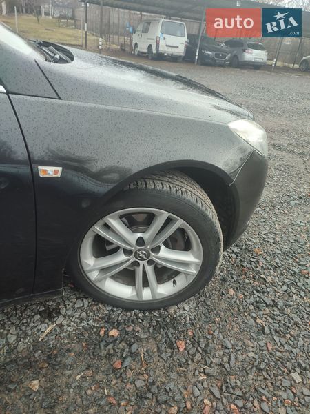 Универсал Opel Insignia 2010 в Южноукраинске