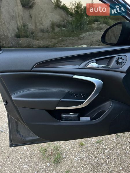 Лифтбек Opel Insignia 2012 в Тернополе