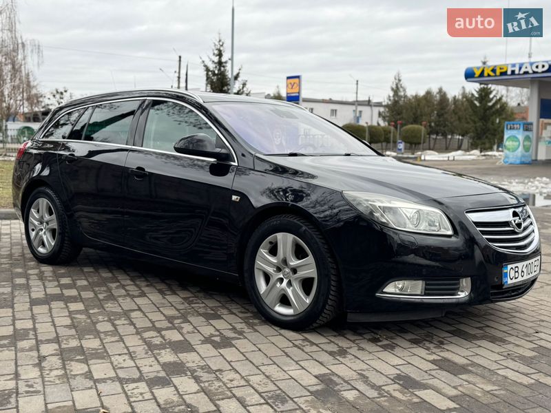 Универсал Opel Insignia 2009 в Лубнах